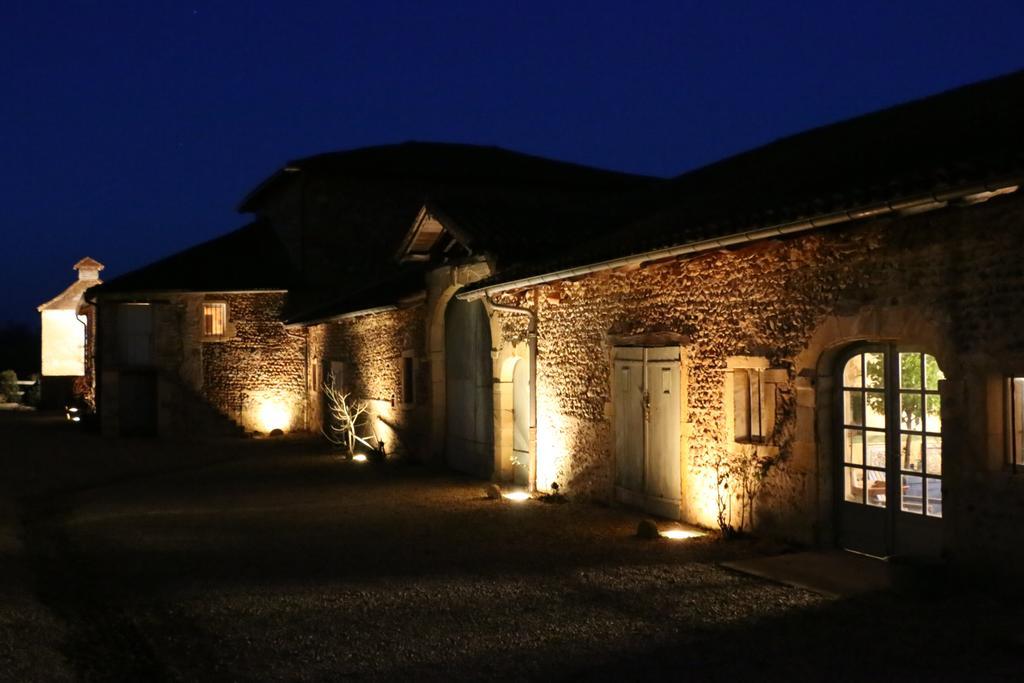 Bed and Breakfast Manoir De Malfarat Charlieu Esterno foto