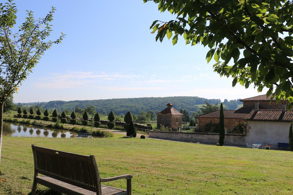 Bed and Breakfast Manoir De Malfarat Charlieu Esterno foto