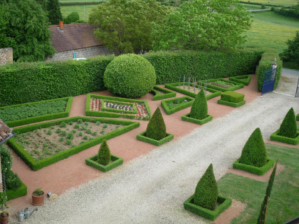 Bed and Breakfast Manoir De Malfarat Charlieu Esterno foto