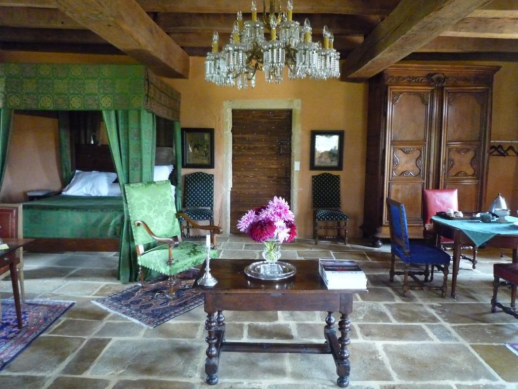 Bed and Breakfast Manoir De Malfarat Charlieu Esterno foto